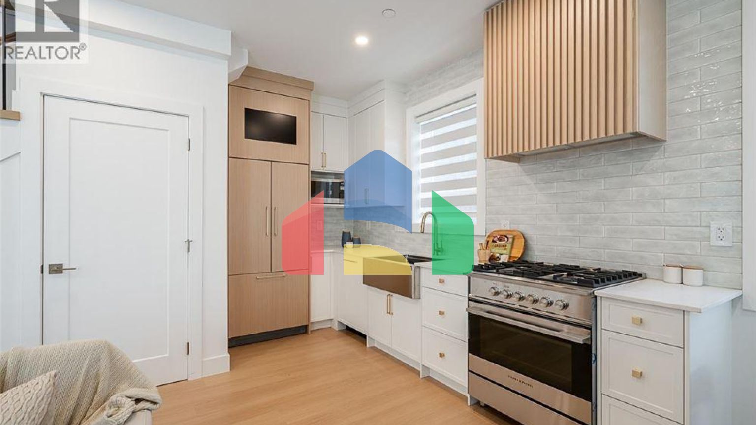 Residential - Single Family Home - Vancouver, Canada - Canada