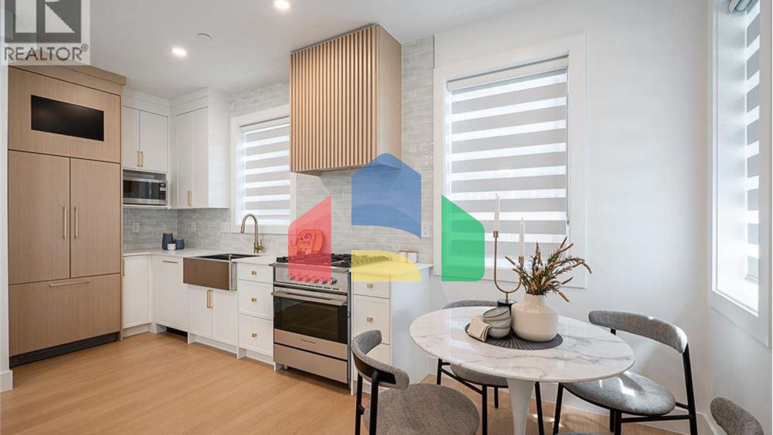 Residential - Single Family Home - Vancouver, Canada - Canada