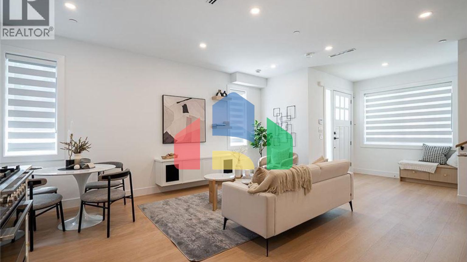 Residential - Single Family Home - Vancouver, Canada - Canada