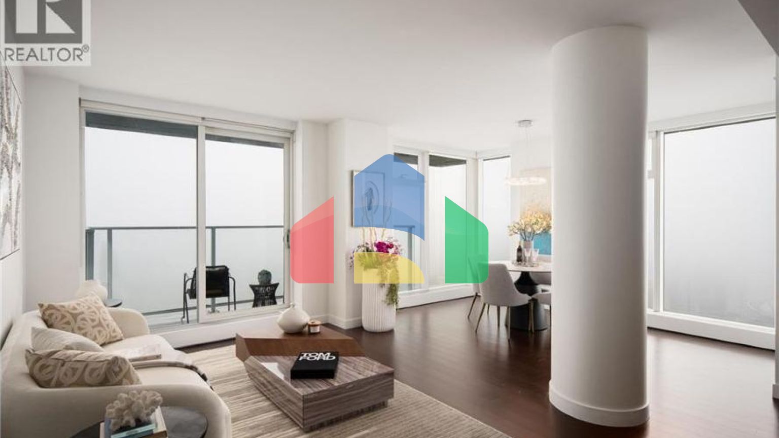 Residential - Single Family Home - Vancouver, Canada - Canada