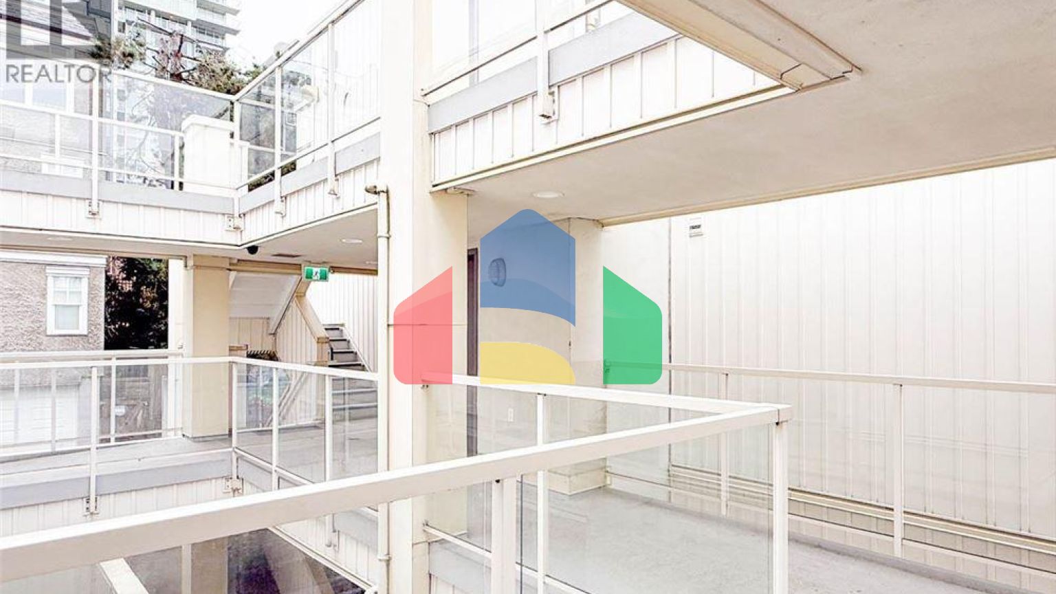 Residential - Townhouse - Vancouver, Canada - Canada