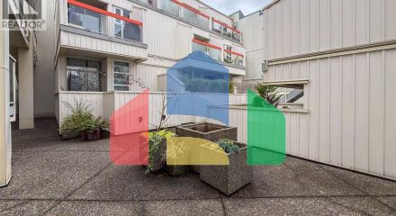 Residential - Townhouse - Vancouver, Canada - Canada