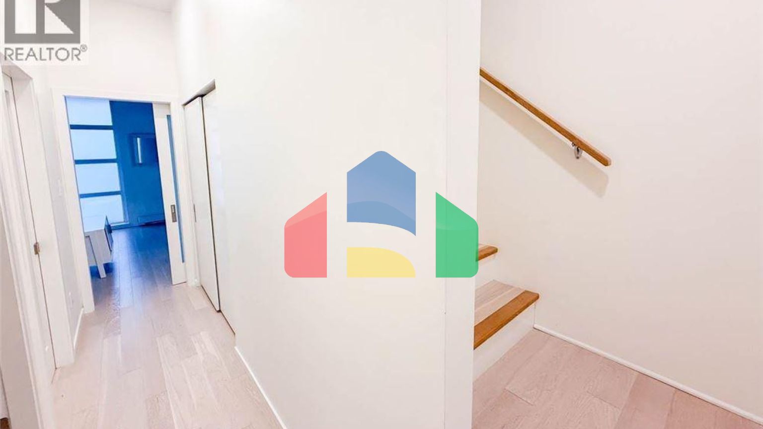 Residential - Townhouse - Vancouver, Canada - Canada