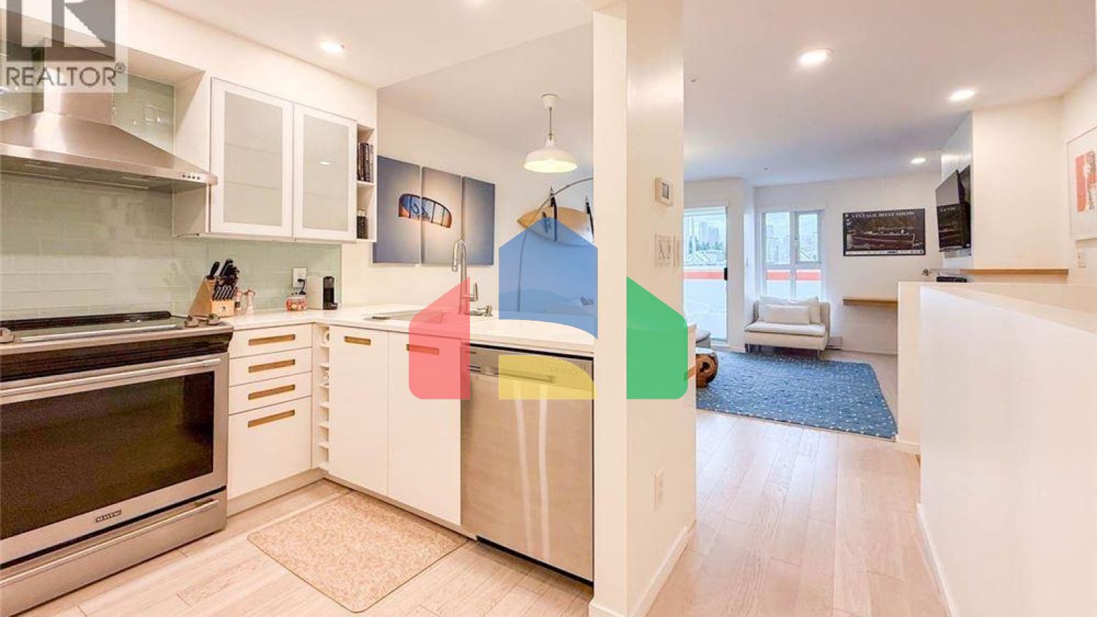 Residential - Townhouse - Vancouver, Canada - Canada