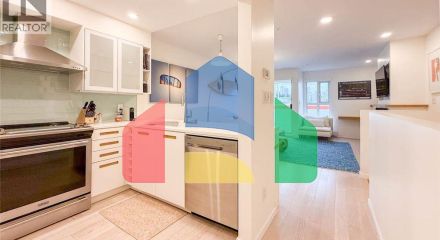 Residential - Townhouse - Vancouver, Canada - Canada