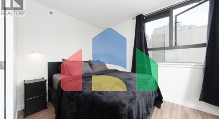 Residential - Single Family Home - Vancouver, Canada - Canada