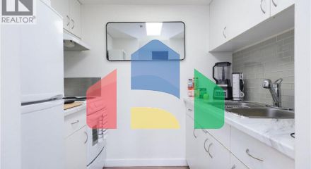 Residential - Single Family Home - Vancouver, Canada - Canada