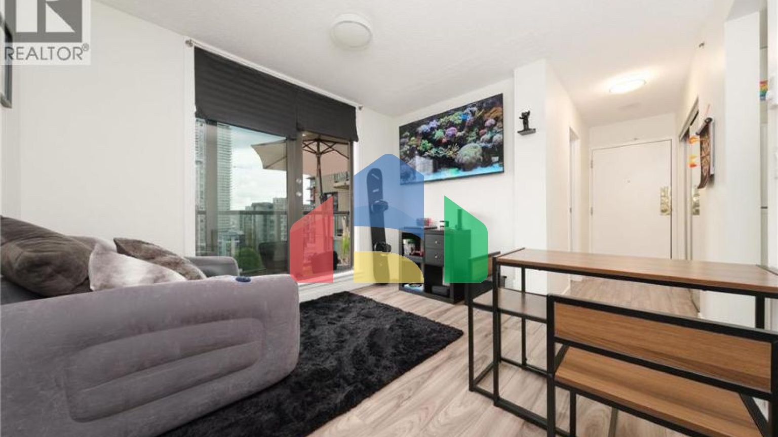 Residential - Single Family Home - Vancouver, Canada - Canada