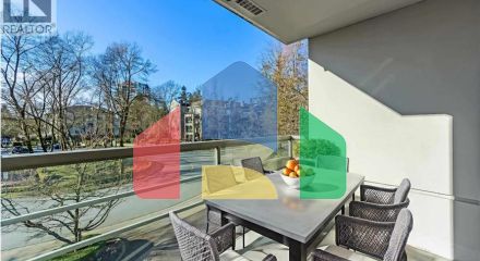 Residential - Single Family Home - Vancouver, Canada - Canada