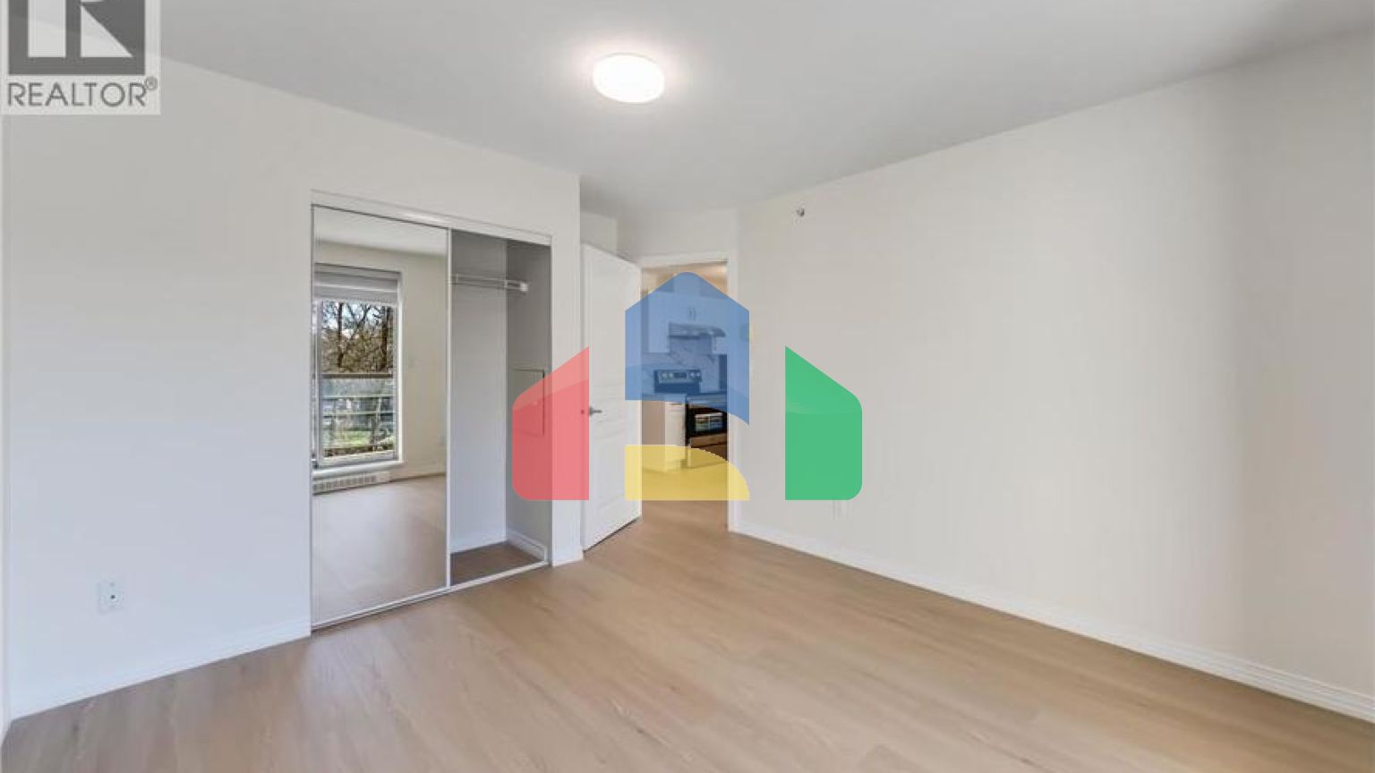 Residential - Single Family Home - Vancouver, Canada - Canada