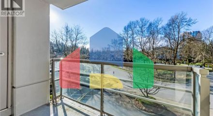 Residential - Single Family Home - Vancouver, Canada - Canada