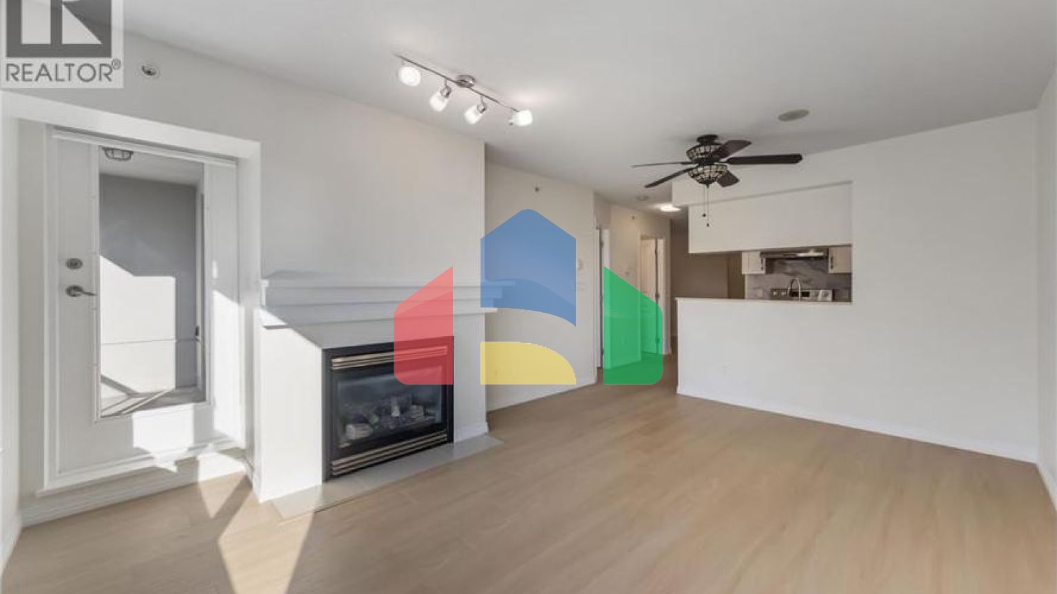 Residential - Single Family Home - Vancouver, Canada - Canada