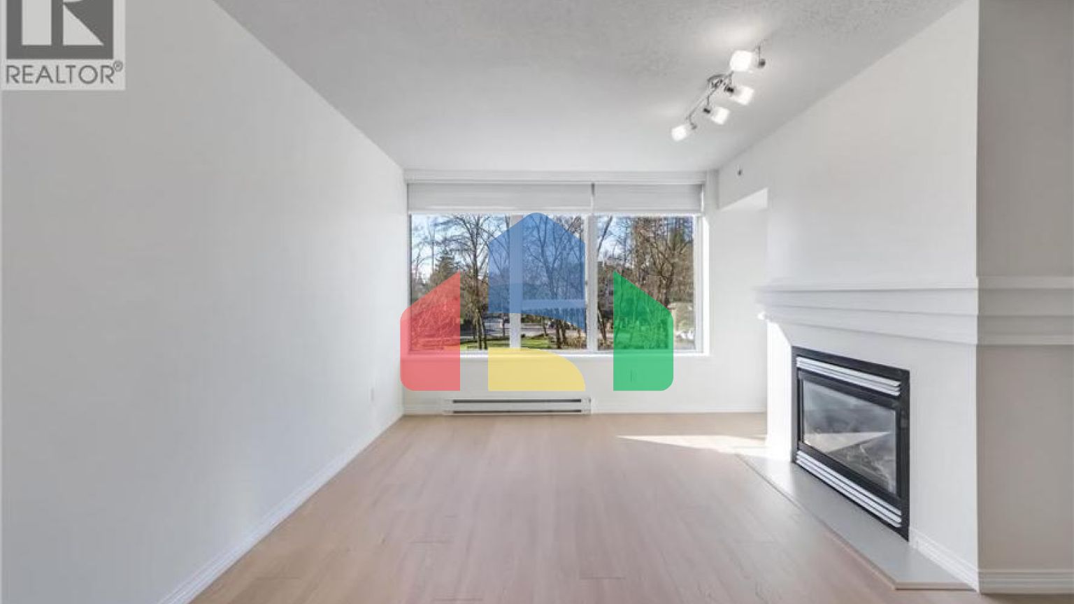 Residential - Single Family Home - Vancouver, Canada - Canada