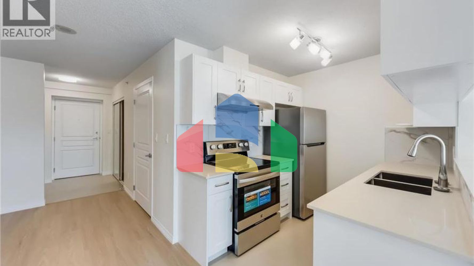 Residential - Single Family Home - Vancouver, Canada - Canada