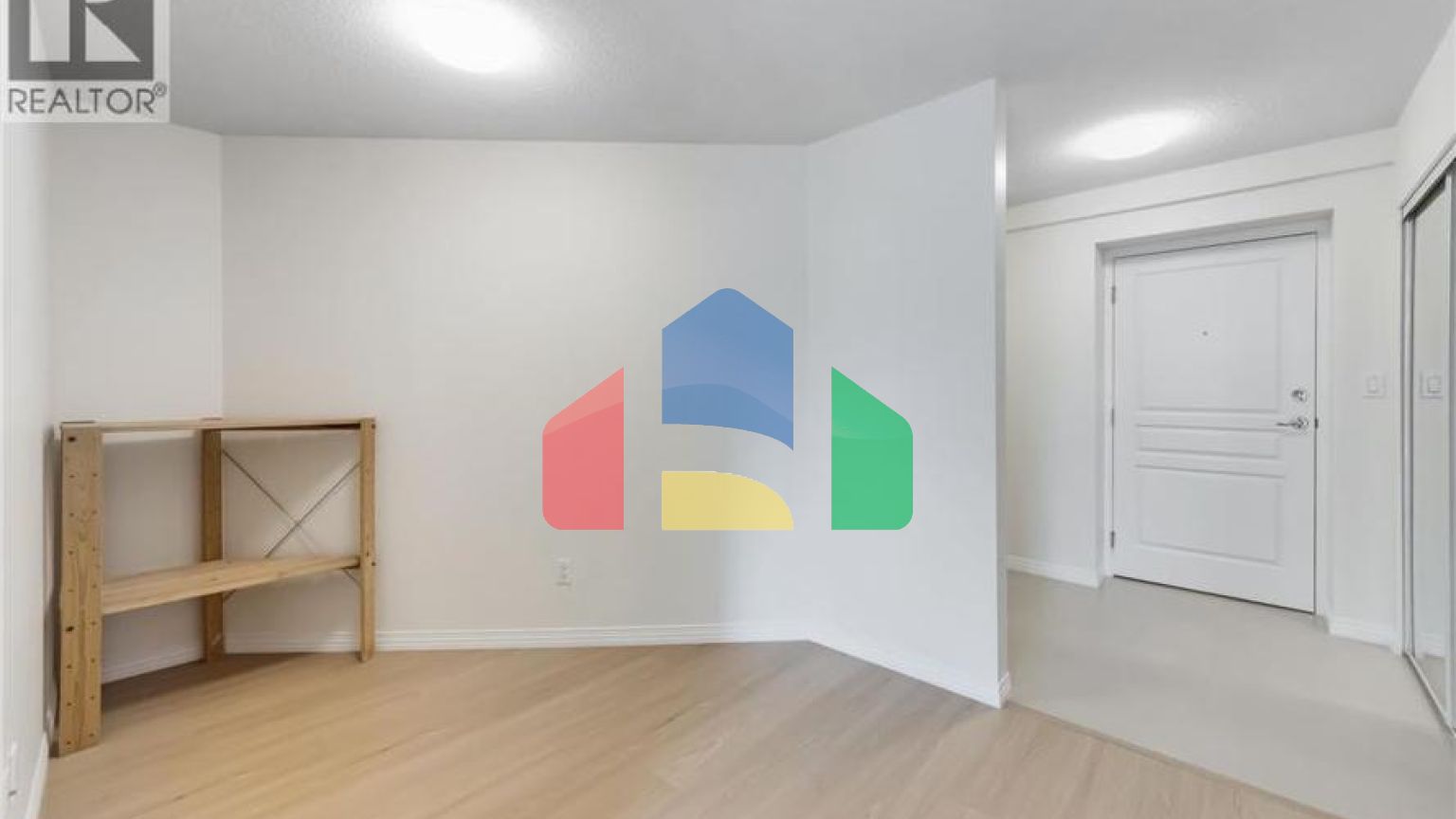 Residential - Single Family Home - Vancouver, Canada - Canada