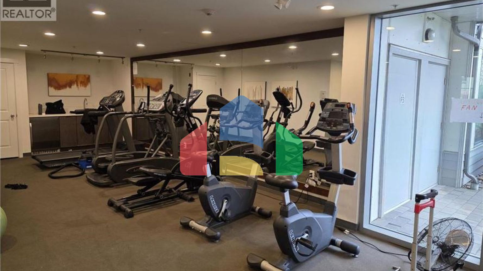 Residential - Condo/Apartment - Vancouver, Canada - Canada