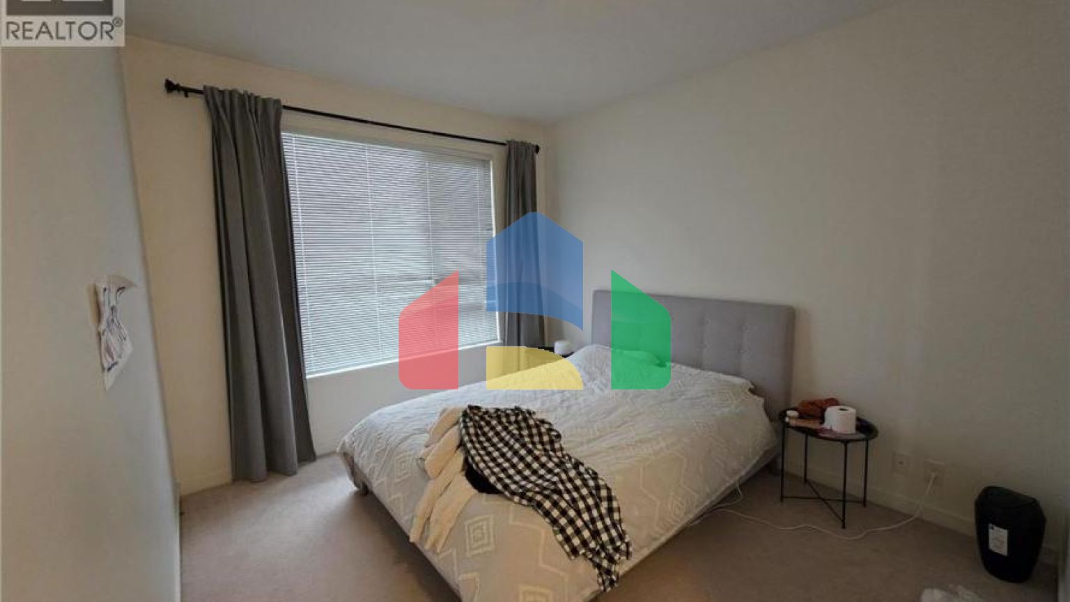 Residential - Condo/Apartment - Vancouver, Canada - Canada