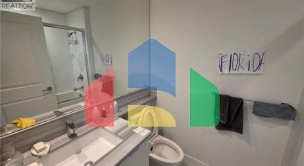 Residential - Condo/Apartment - Vancouver, Canada - Canada