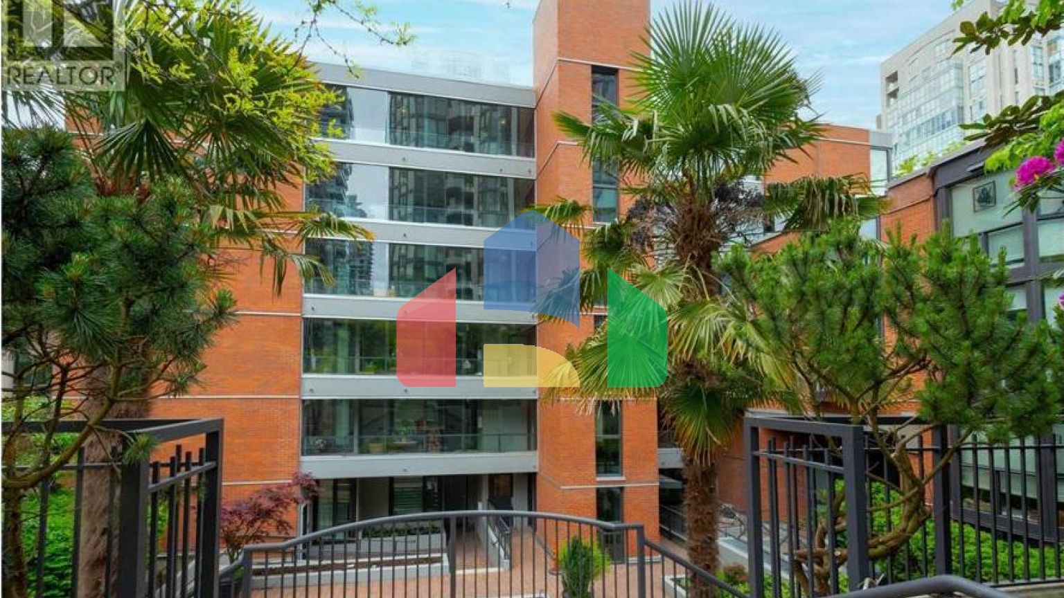 Residential - Single Family Home - Vancouver, Canada - Canada