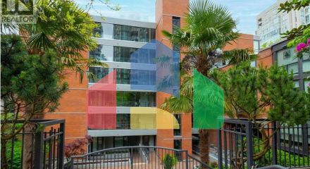 Residential - Single Family Home - Vancouver, Canada - Canada