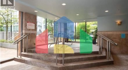 Residential - Single Family Home - Vancouver, Canada - Canada