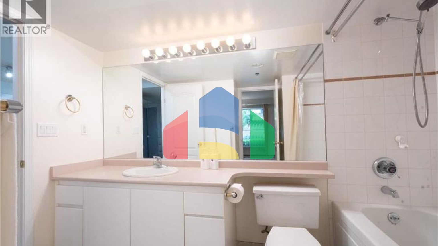 Residential - Single Family Home - Vancouver, Canada - Canada