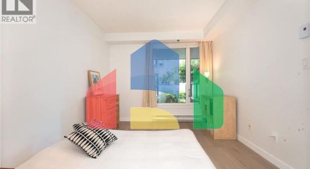 Residential - Single Family Home - Vancouver, Canada - Canada