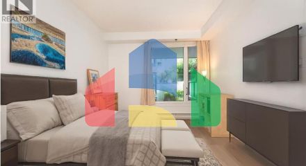 Residential - Single Family Home - Vancouver, Canada - Canada