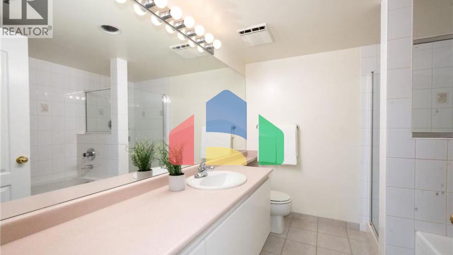 Residential - Single Family Home - Vancouver, Canada - Canada