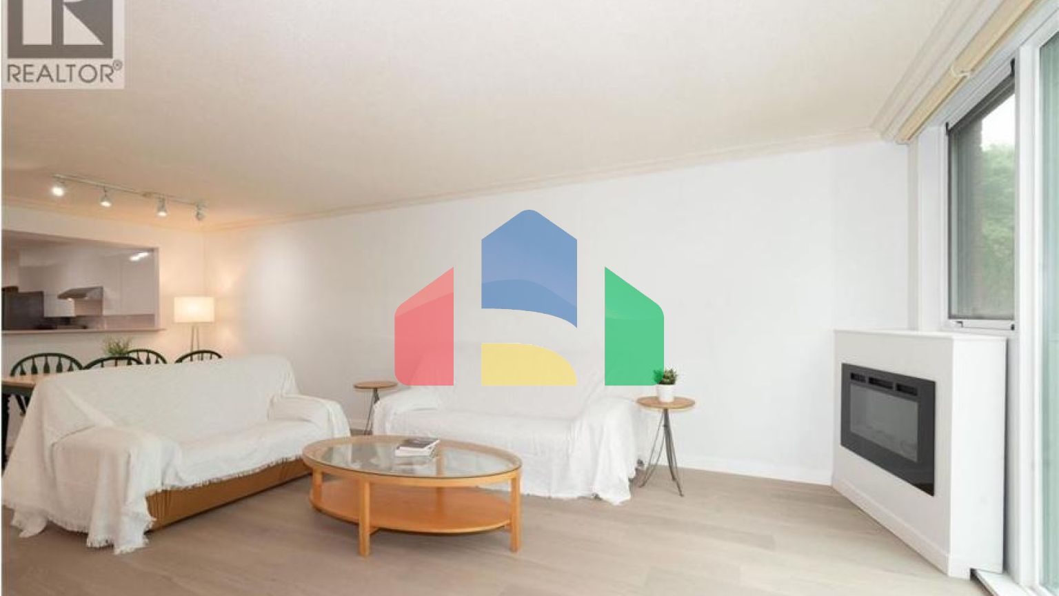 Residential - Single Family Home - Vancouver, Canada - Canada