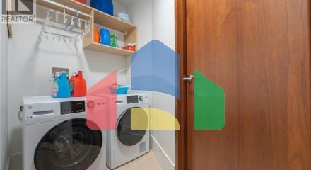 Residential - Single Family Home - Vancouver, Canada - Canada