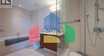 Residential - Single Family Home - Vancouver, Canada - Canada