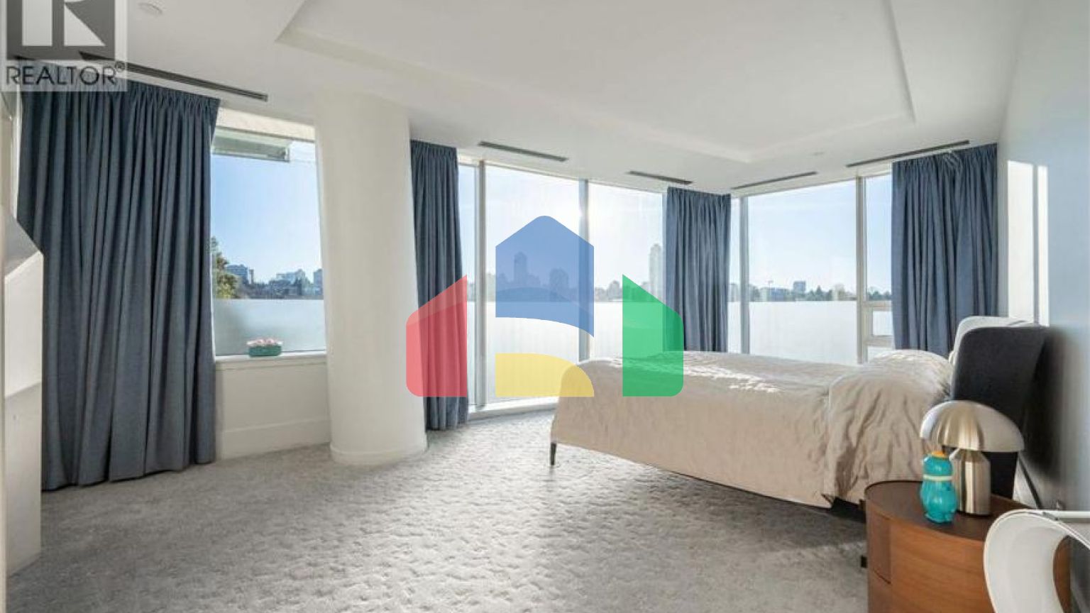 Residential - Single Family Home - Vancouver, Canada - Canada