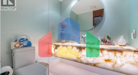 Residential - Single Family Home - Vancouver, Canada - Canada