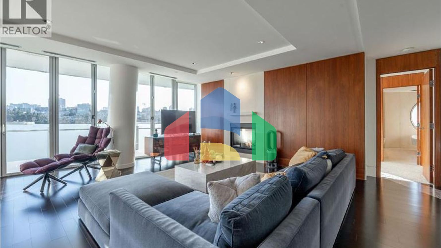 Residential - Single Family Home - Vancouver, Canada - Canada