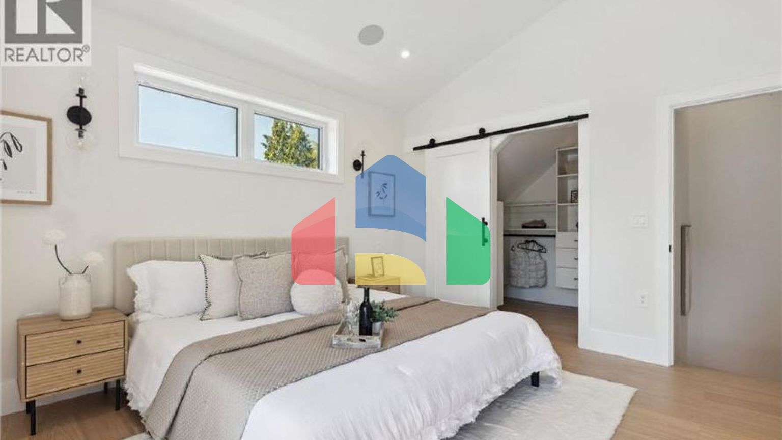 Residential - Single Family Home - Vancouver, Canada - Canada