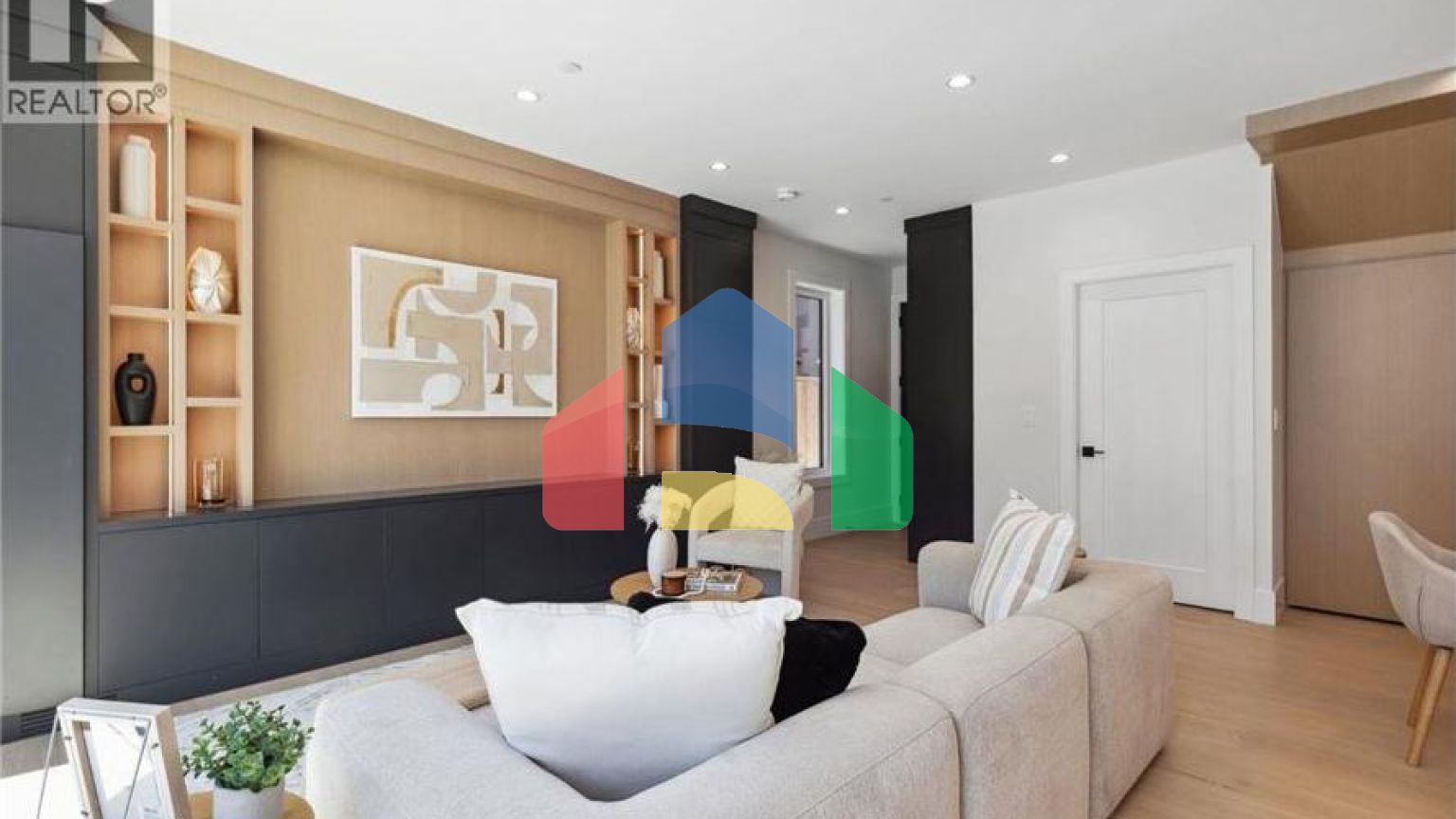 Residential - Single Family Home - Vancouver, Canada - Canada