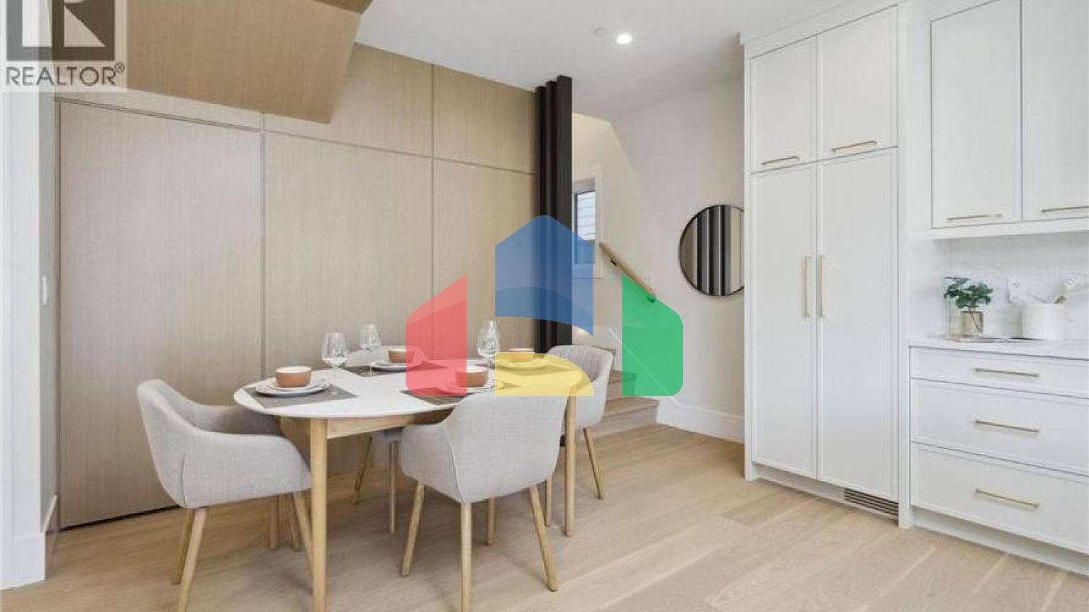 Residential - Single Family Home - Vancouver, Canada - Canada