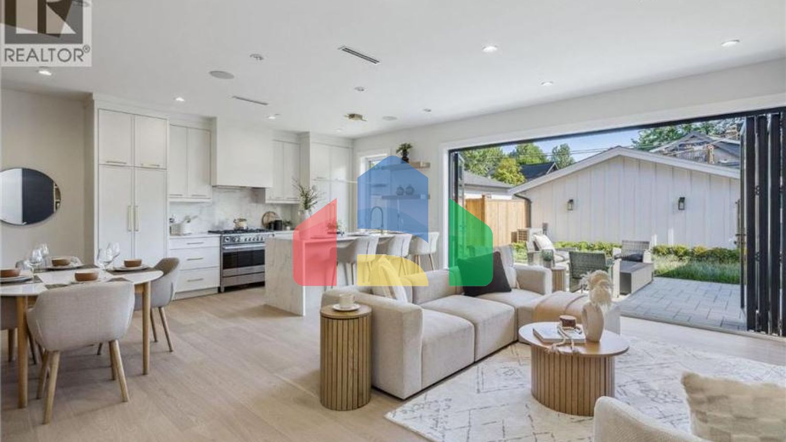 Residential - Single Family Home - Vancouver, Canada - Canada