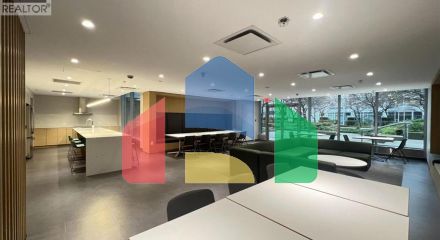 Residential - Single Family Home - Vancouver, Canada - Canada