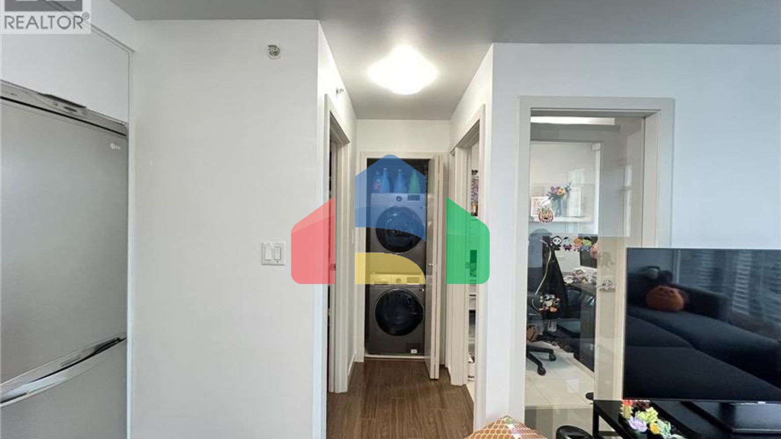 Residential - Single Family Home - Vancouver, Canada - Canada