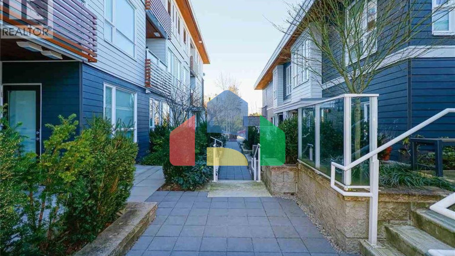 Residential - Single Family Home - Vancouver, Canada - Canada