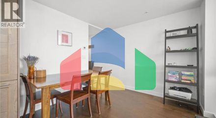 Residential - Single Family Home - Vancouver, Canada - Canada