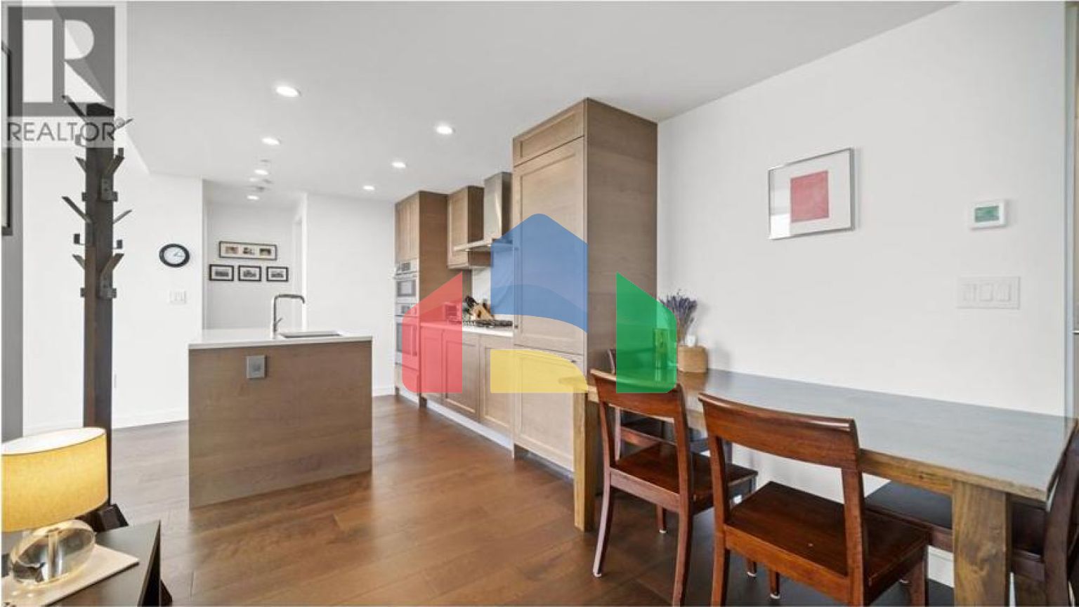 Residential - Single Family Home - Vancouver, Canada - Canada