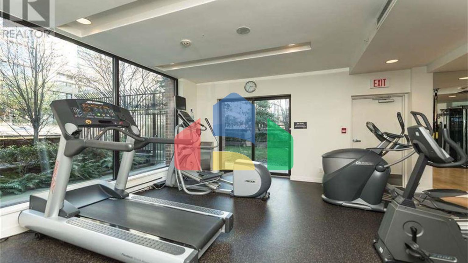 Residential - Condo/Apartment - Vancouver, Canada - Canada