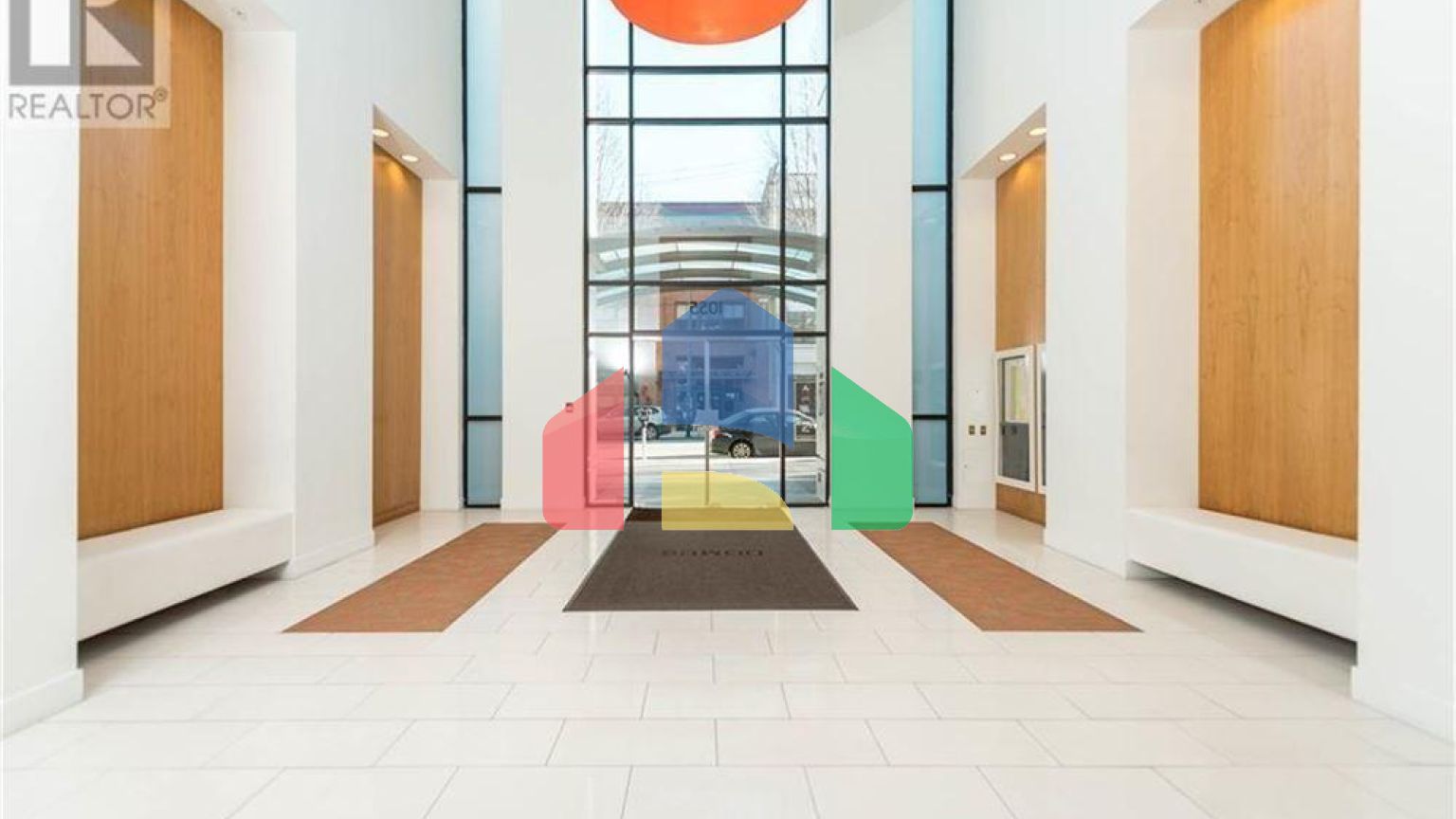 Residential - Condo/Apartment - Vancouver, Canada - Canada