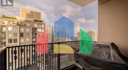 Residential - Condo/Apartment - Vancouver, Canada - Canada