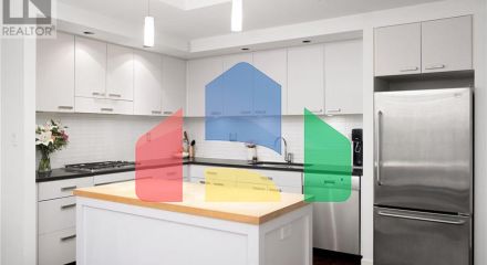 Residential - Condo/Apartment - Vancouver, Canada - Canada