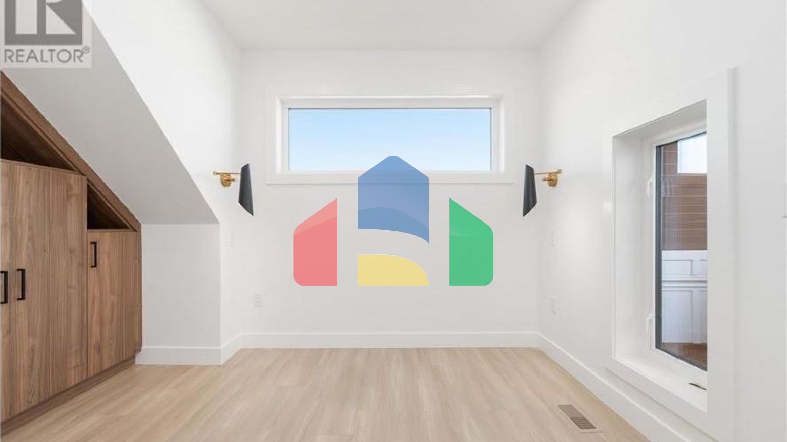 Residential - Condo/Apartment - Vancouver, Canada - Canada