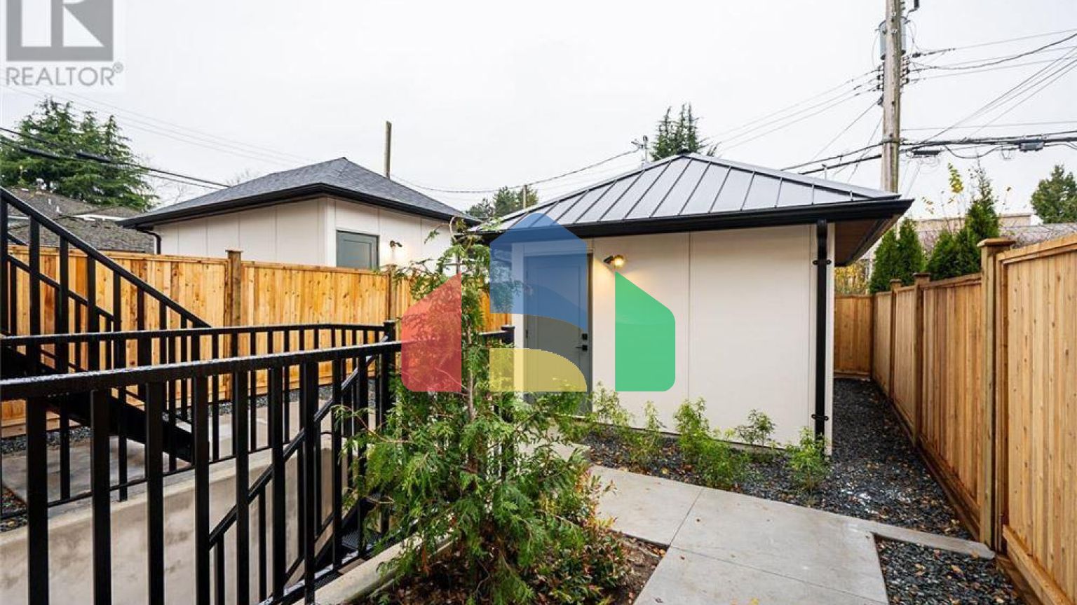 Residential - Condo/Apartment - Vancouver, Canada - Canada